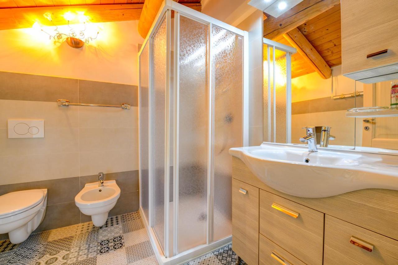 Casa Nel Borgo - Il Gufo Apartment Tremosine Bagian luar foto