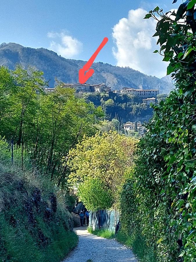 Casa Nel Borgo - Il Gufo Apartment Tremosine Bagian luar foto